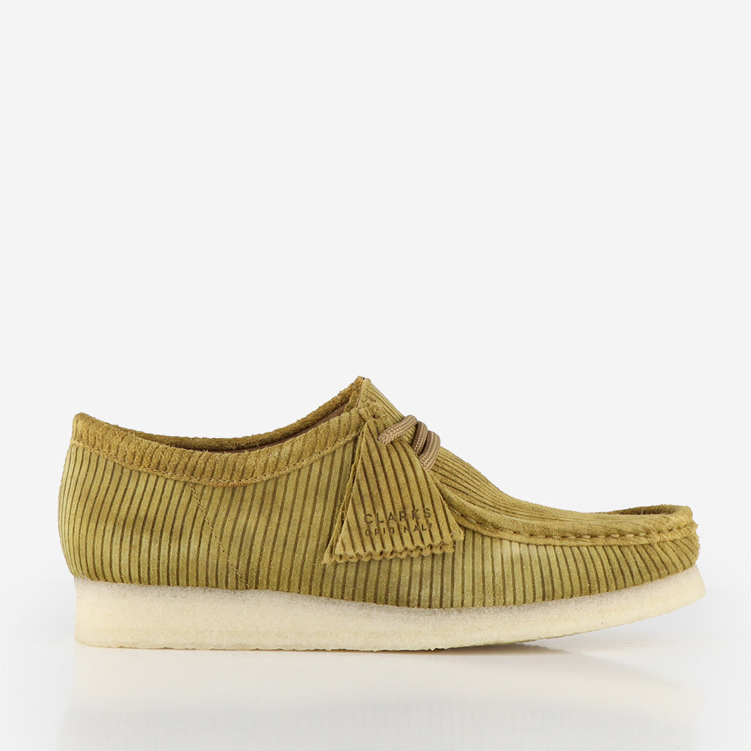 Clarks Originals Wallabee Shoes - Mid Green – Urban Industry