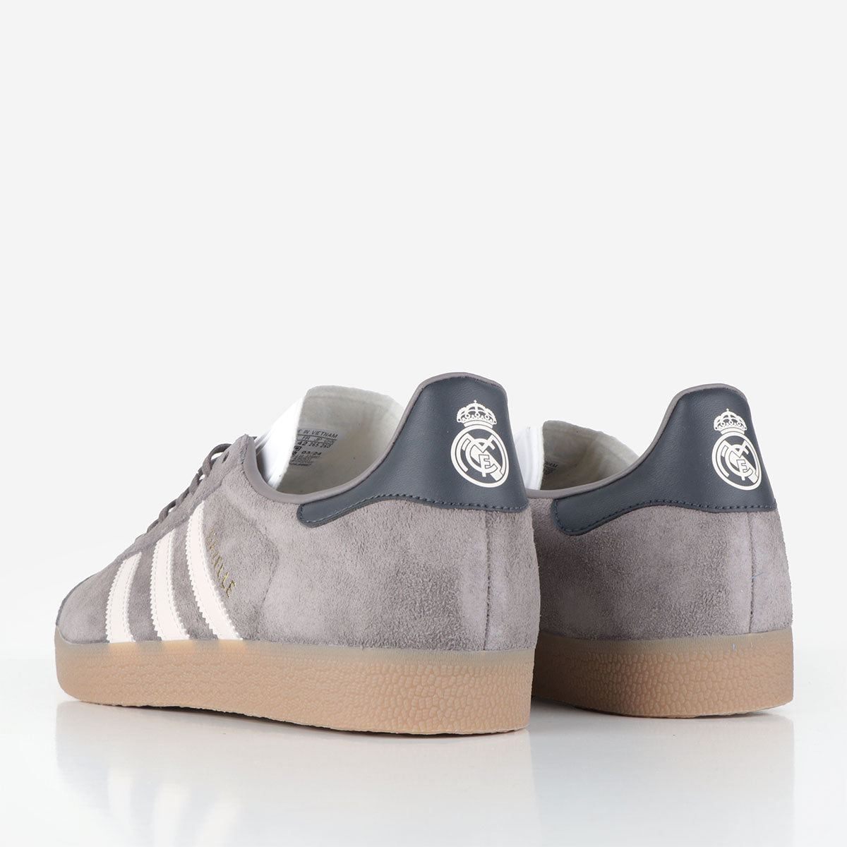 Adidas Originals Gazelle Rekive Shoes, Charcoal Putty Mauve Gum 4, Detail Shot 3