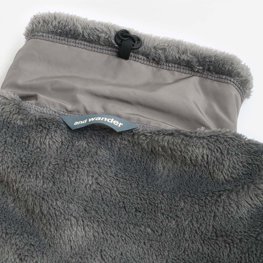 main And Wander High Loft Fleece Jacket, Dark Grey, Detail Shot 8