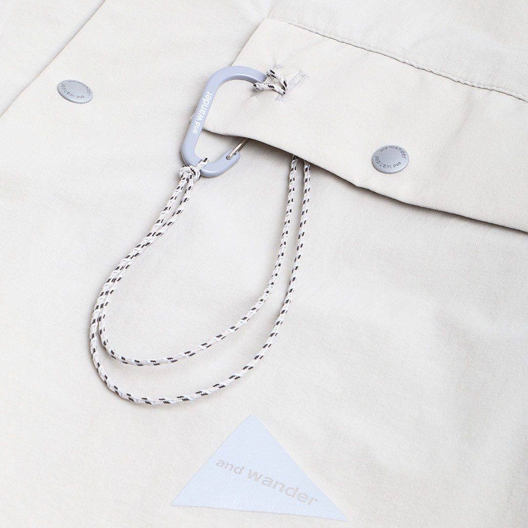 main And Wander Light W Cloth Shirt, Light Grey, Detail Shot 3