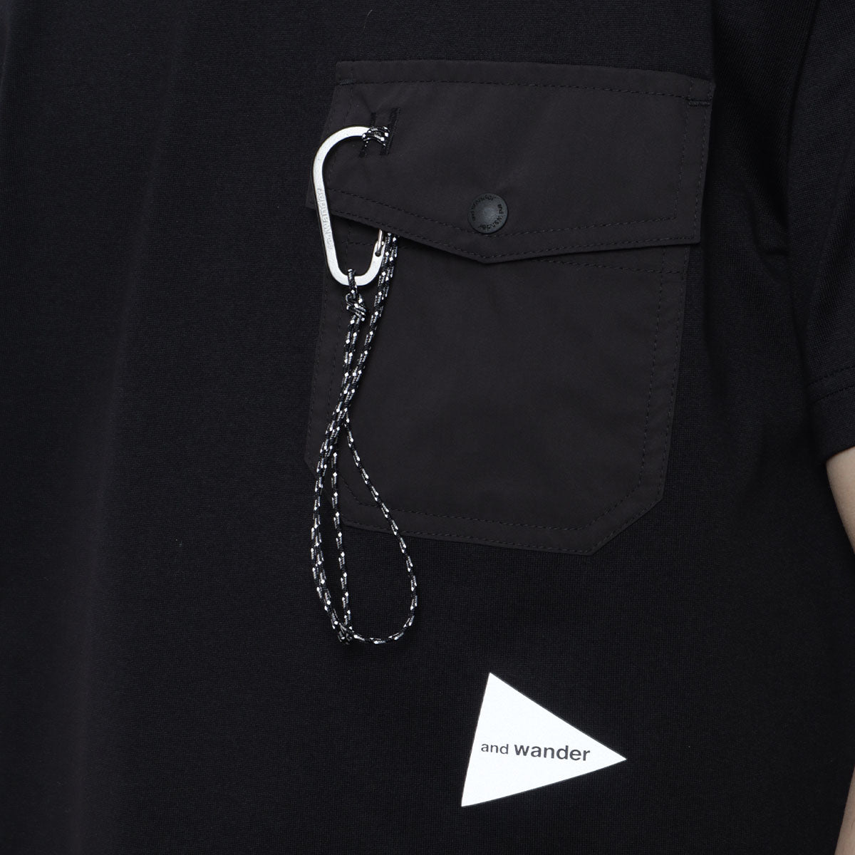 main And Wander Pocket T-Shirt, Black, Detail Shot 3