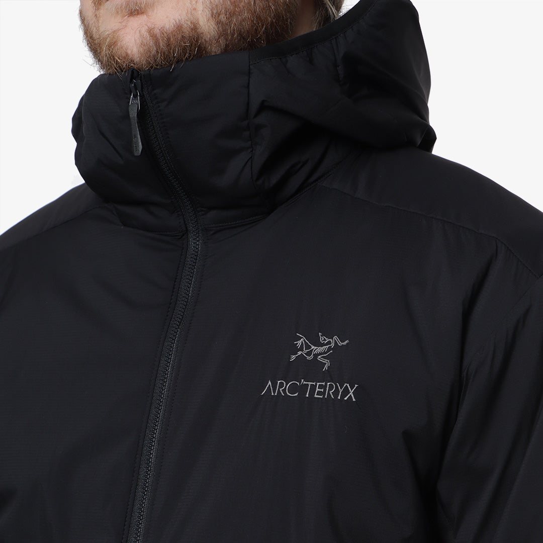 main Arc'teryx Atom Hoodie, Black, Detail Shot 2