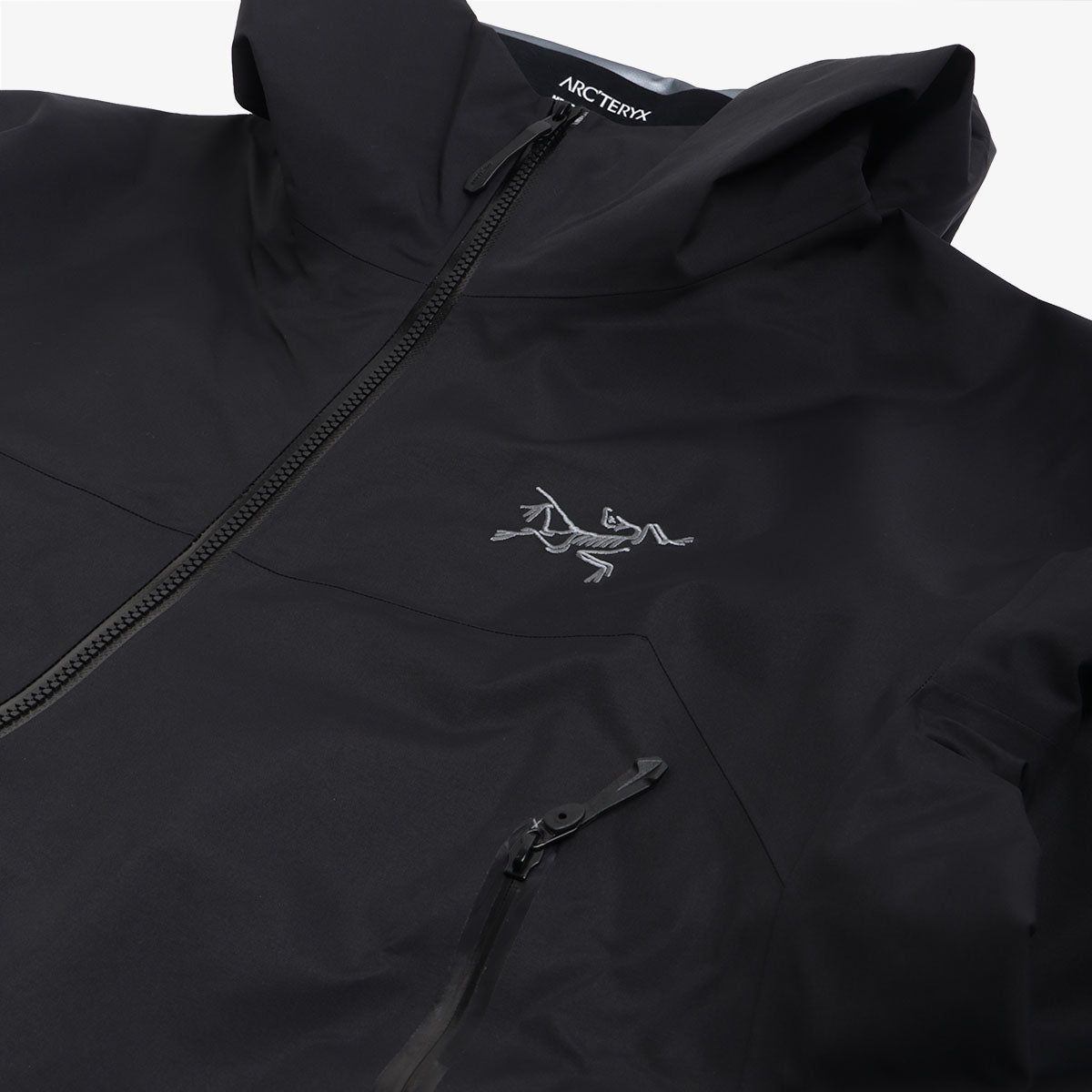 main Arc'teryx Beta Jacket, Black, Detail Shot 8