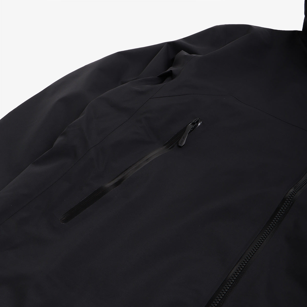 main Arc'teryx Beta Jacket, Black, Detail Shot 9