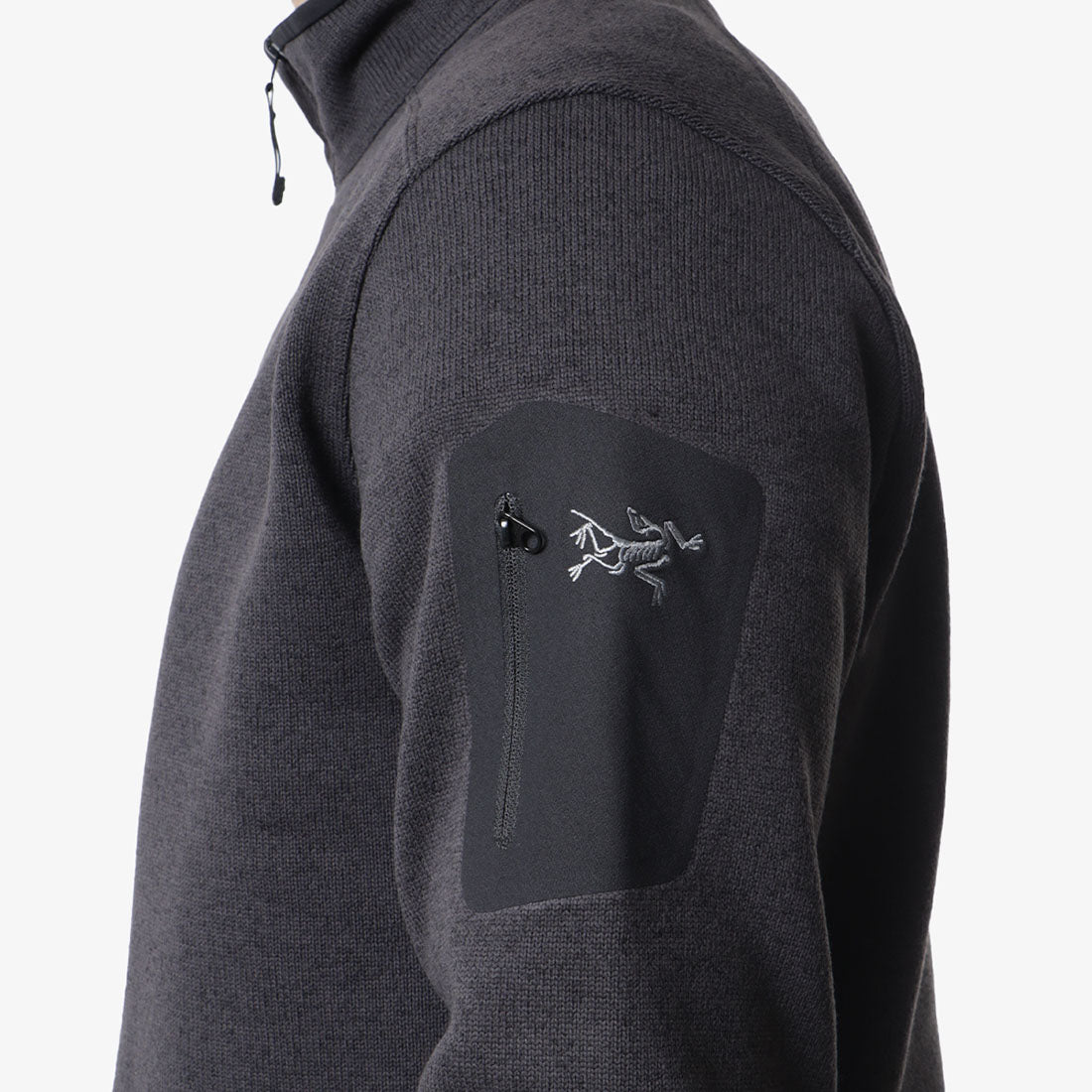 Arc'teryx Covert 1 2 Zip Fleece, Black Heather II, Detail Shot 3