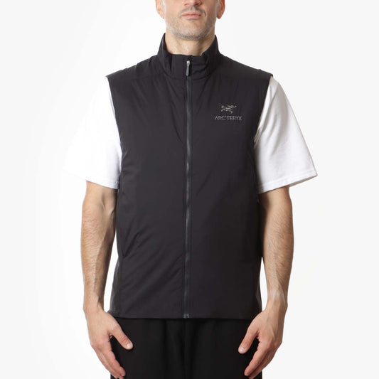 Arc'teryx Atom Vest, Black, Detail Shot 1