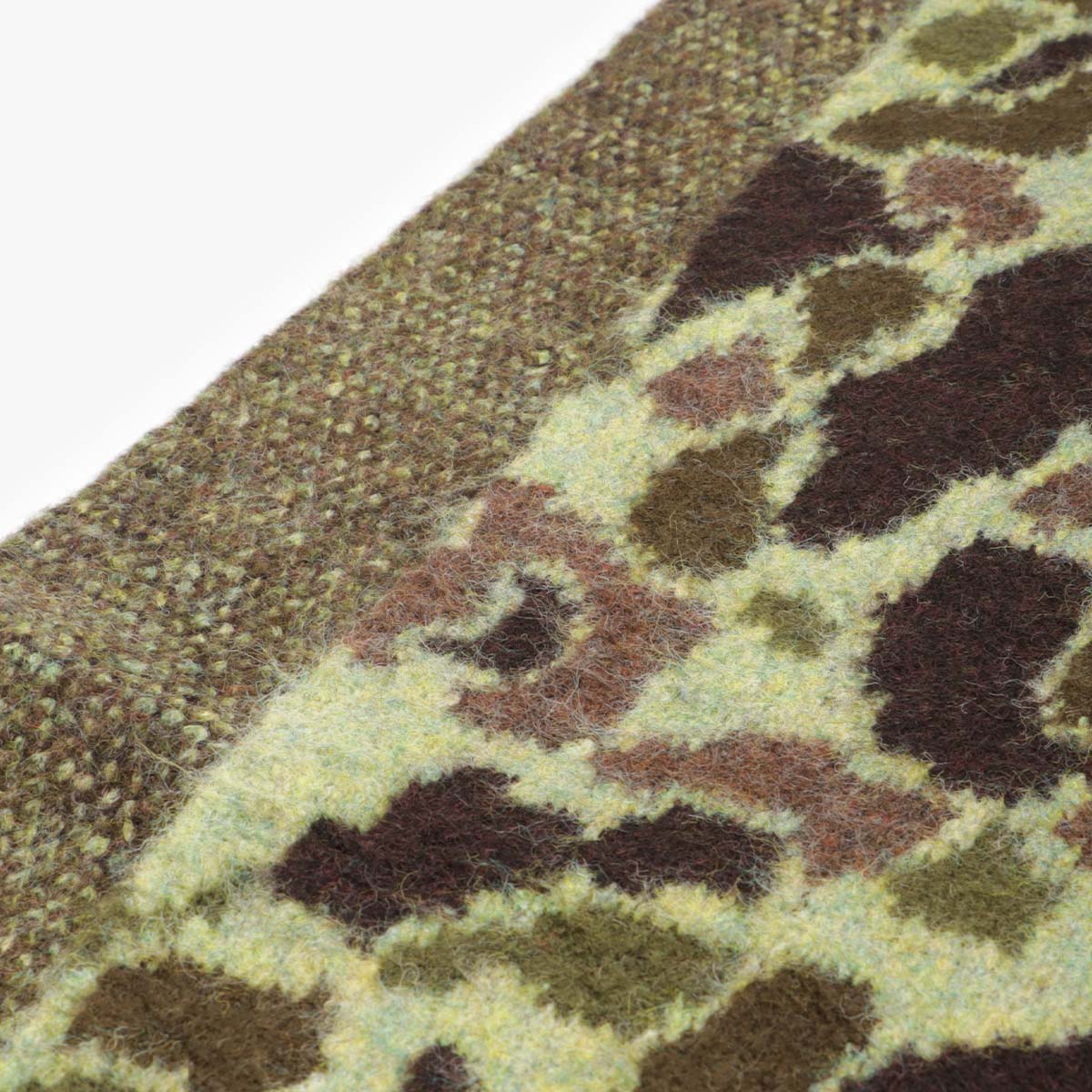 Carhartt WIP Palmer Scarf, Camo Duck Jacquard Green, Detail Shot 3