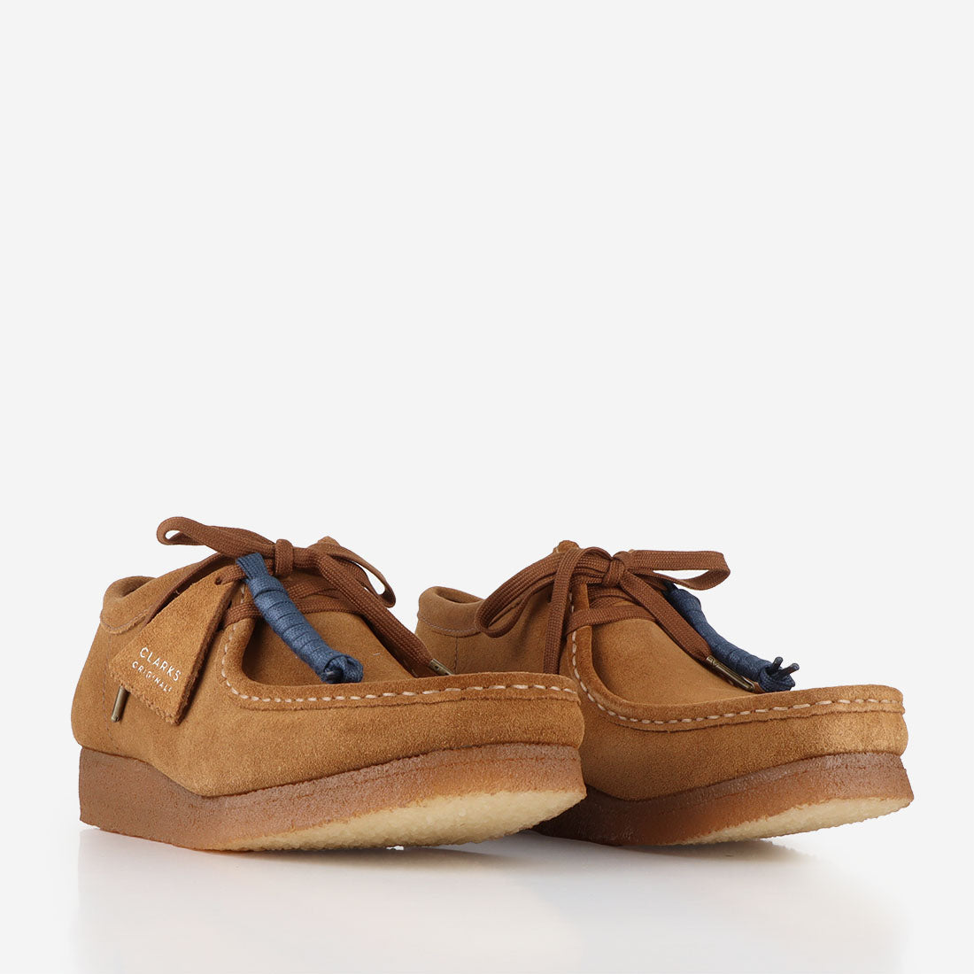 Cola best sale clarks wallabees