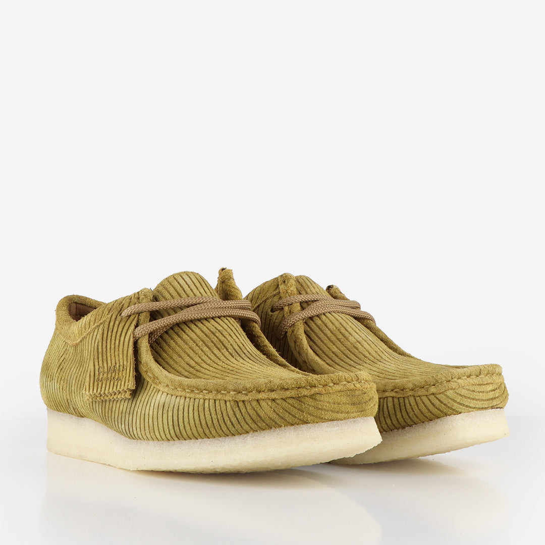 Clarks Originals Wallabee Shoes - Mid Green – Urban Industry