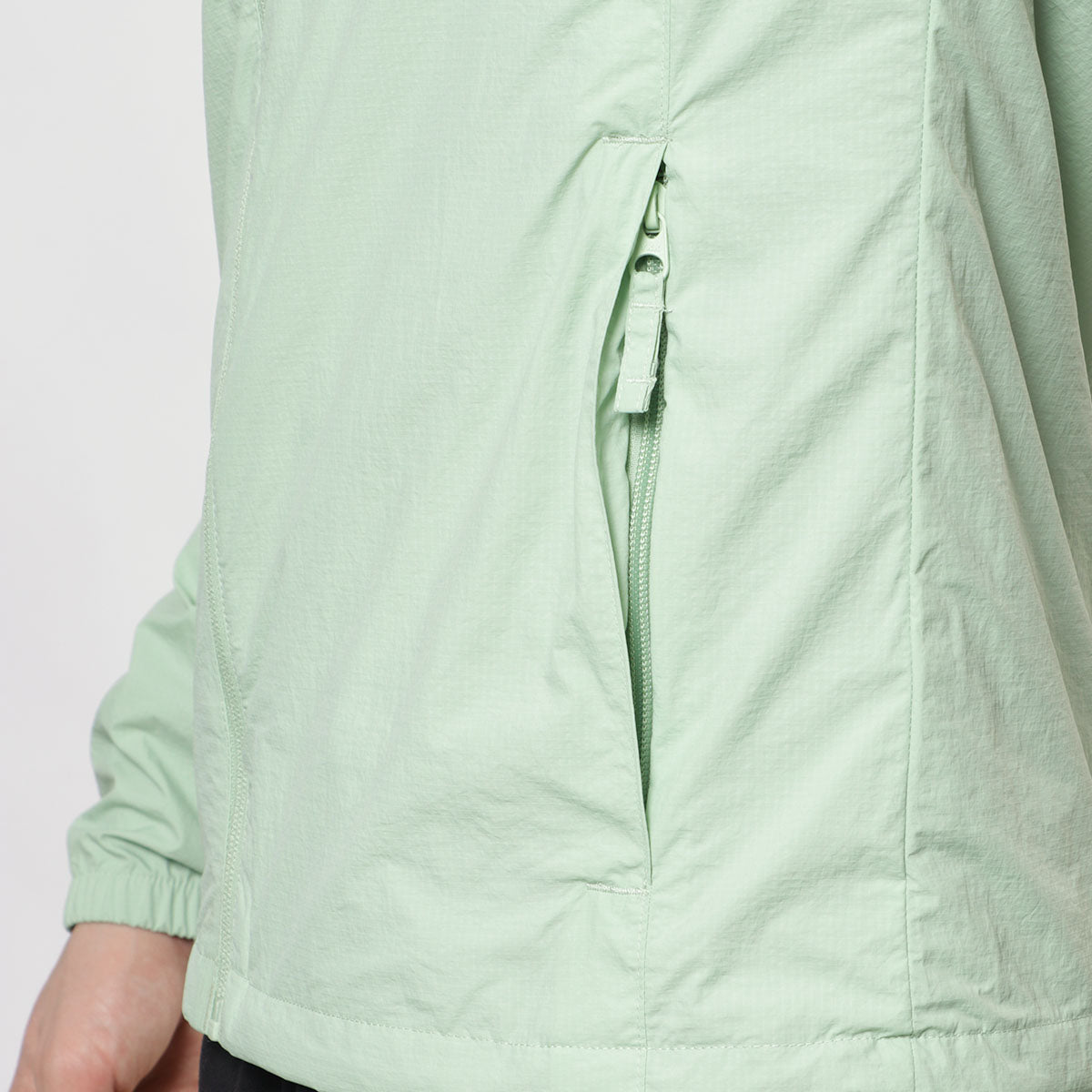 main Columbia Yocum Ridge Lined Wind Jacket, Sage Leaf, Detail Shot 3