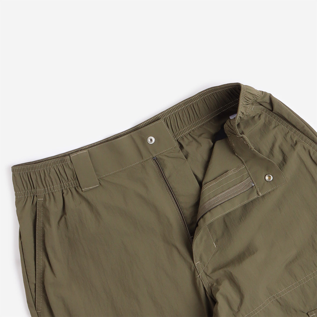 main Dickies Jackson Cargo Trousers, Military Green, Detail Shot 3