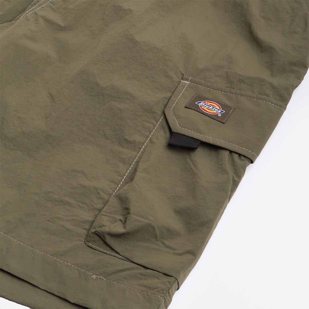 main Dickies Jackson Cargo Shorts, Military Green, Detail Shot 2