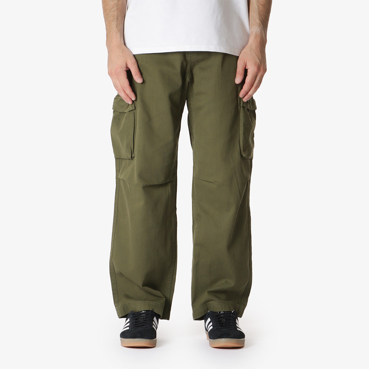 main Gramicci Rig Cargo Pant, Olive, Detail Shot 1