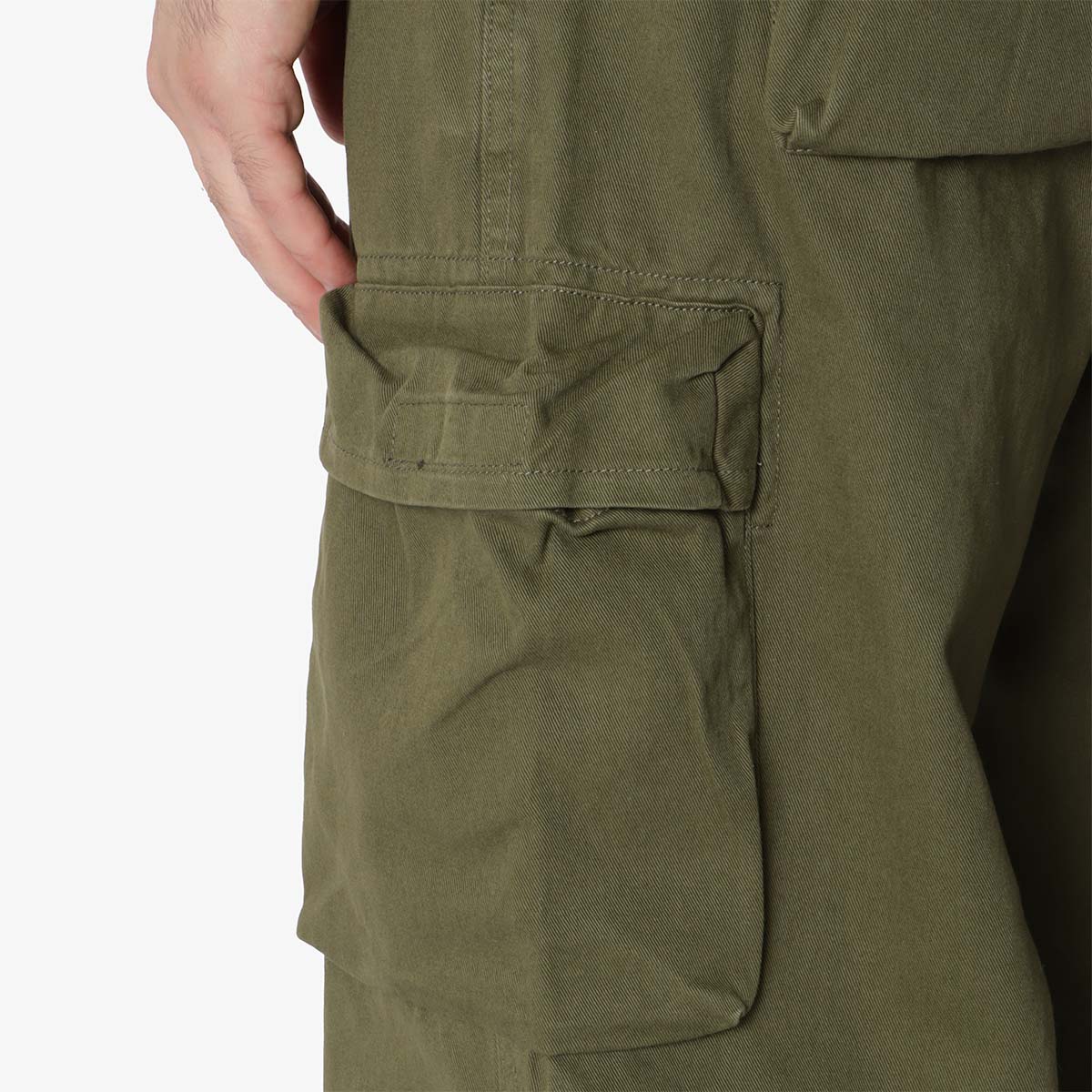 main Gramicci Rig Cargo Pant, Olive, Detail Shot 4