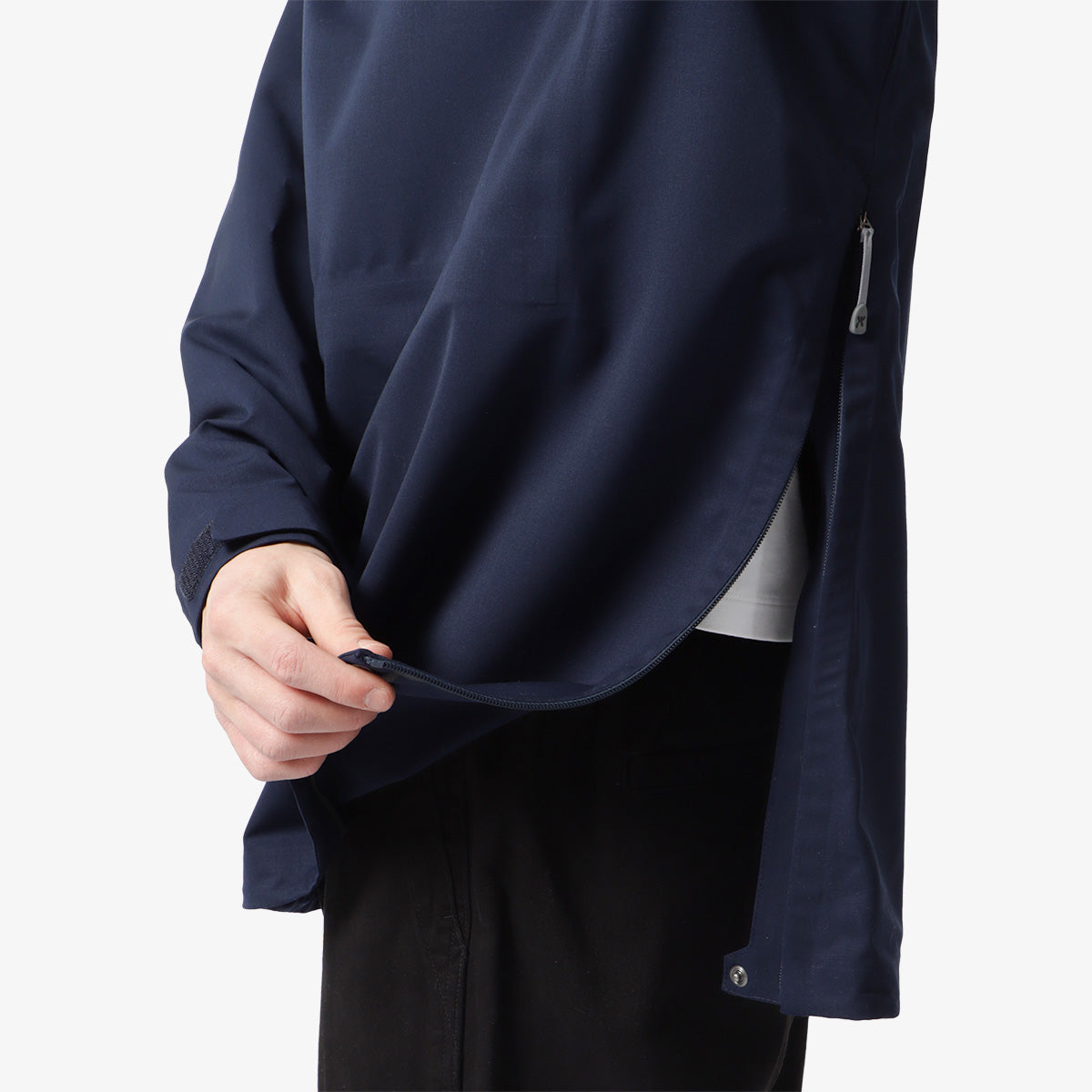 main Houdini Lana Anorak Jacket, Deep Sea Blue, Detail Shot 3