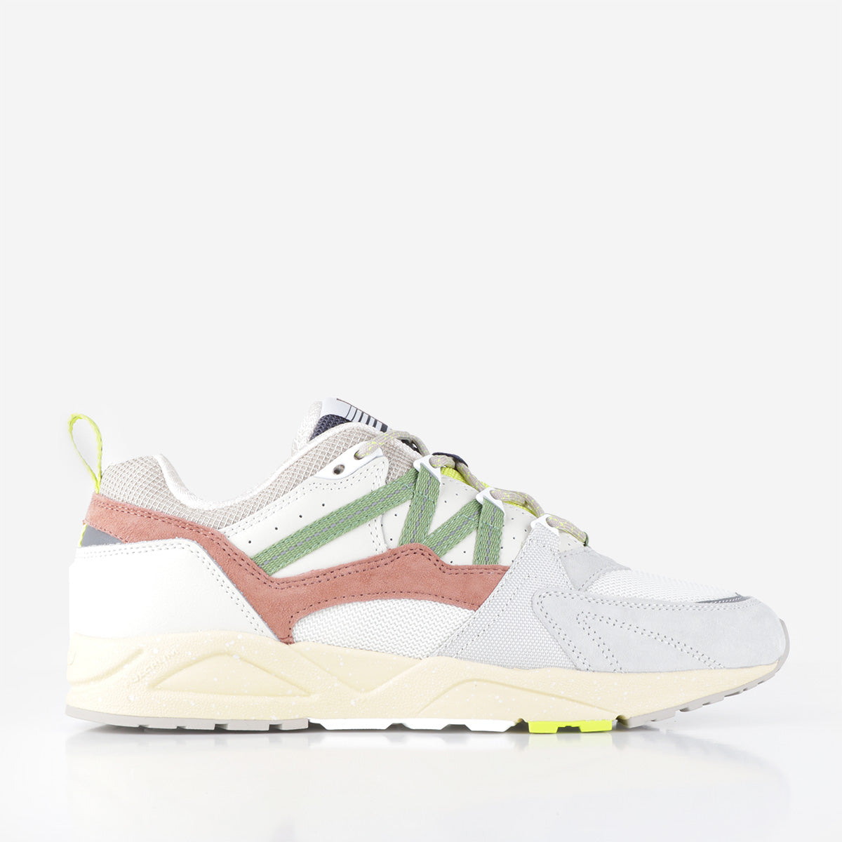 main Karhu Fusion 2.0 Shoes, Lily White Piquant Green, Detail Shot 1