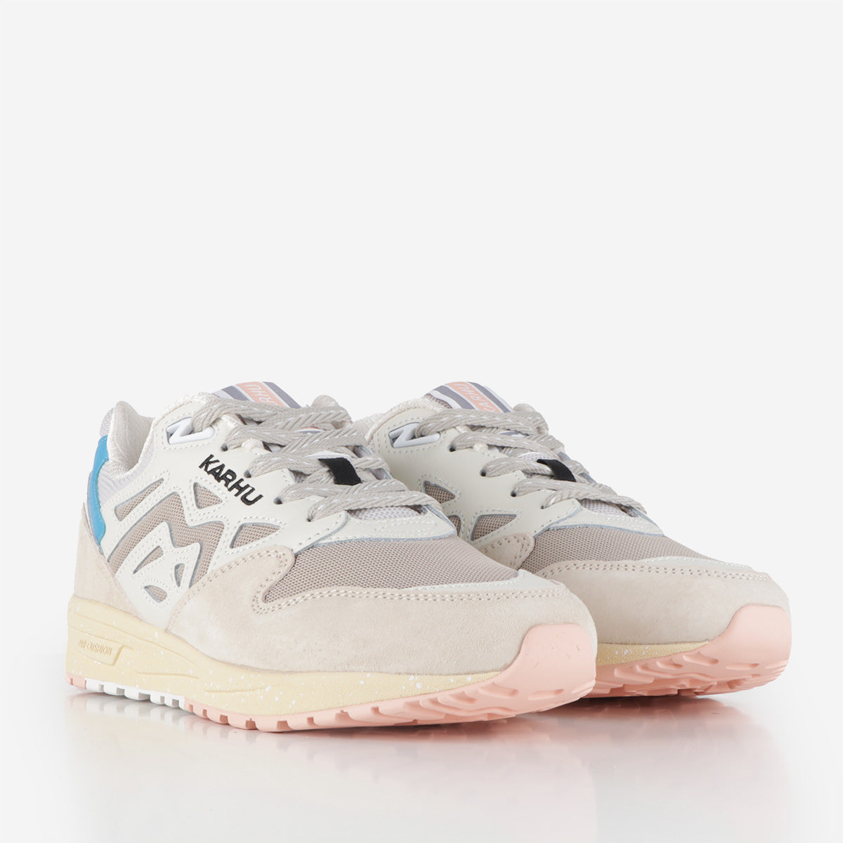 Karhu Legacy 96 'Flow State Pack' Shoes - Whitecap/Silver Lining