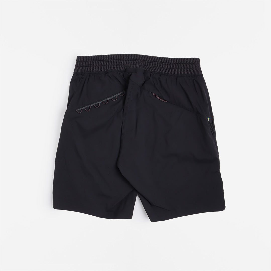 main Klattermusen Nal Shorts, Black, Detail Shot 4