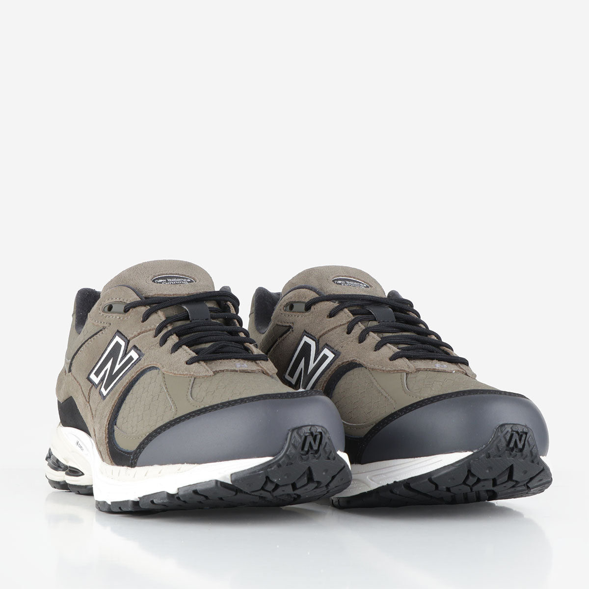 New Balance 2002RXU Shoes