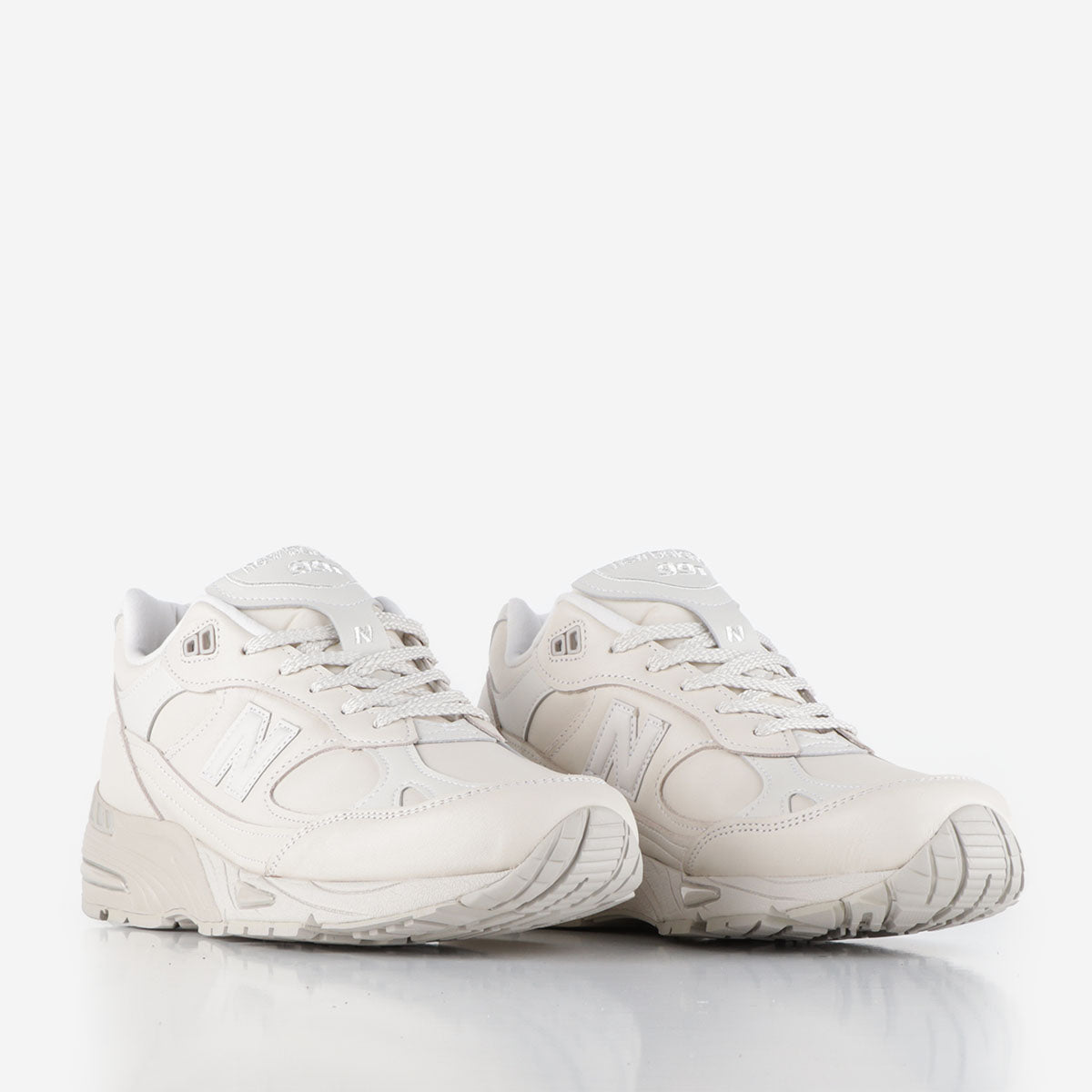 main New Balance M991OW 'Contemporary Luxe' Shoes, Off White, Detail Shot 2