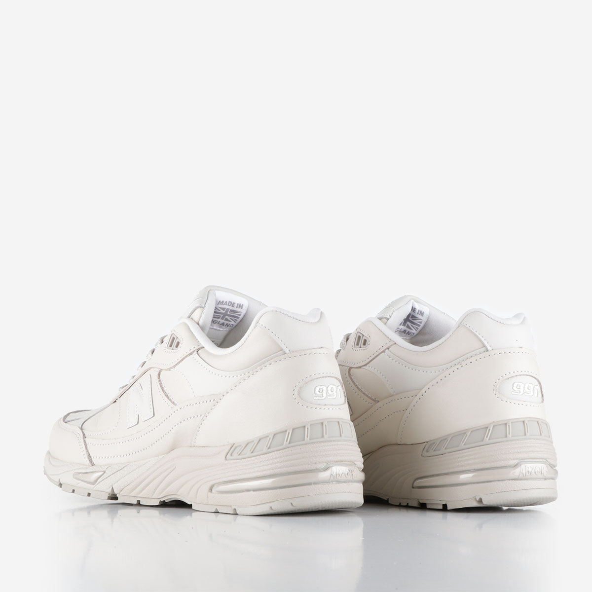 main New Balance M991OW 'Contemporary Luxe' Shoes, Off White, Detail Shot 3