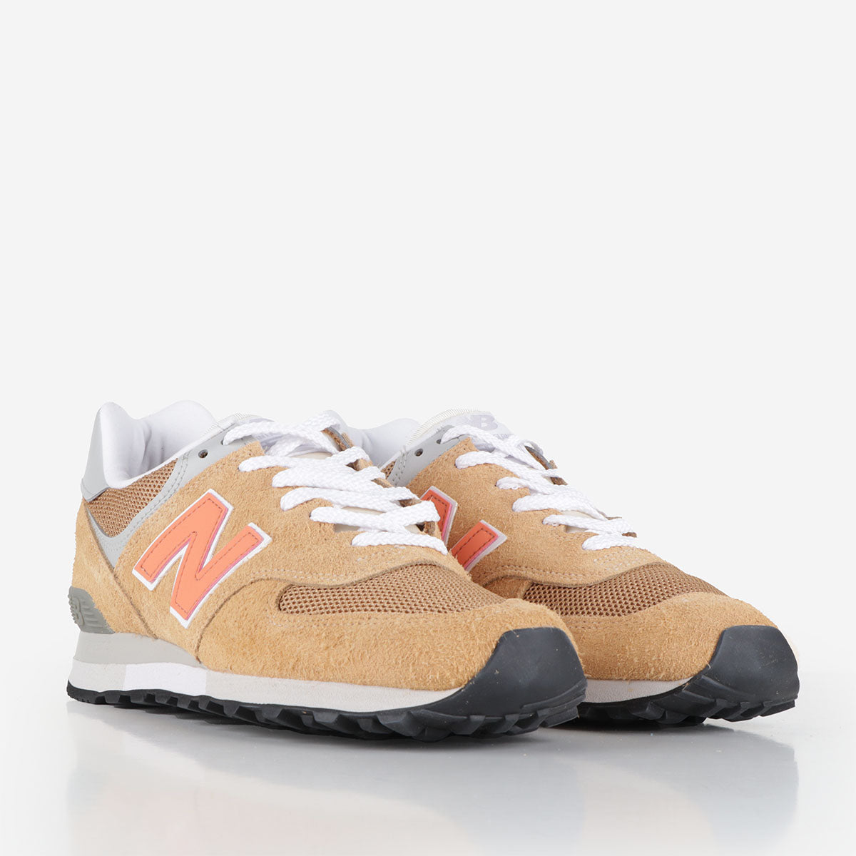 main New Balance OU576COO Shoes, Latte, Detail Shot 2