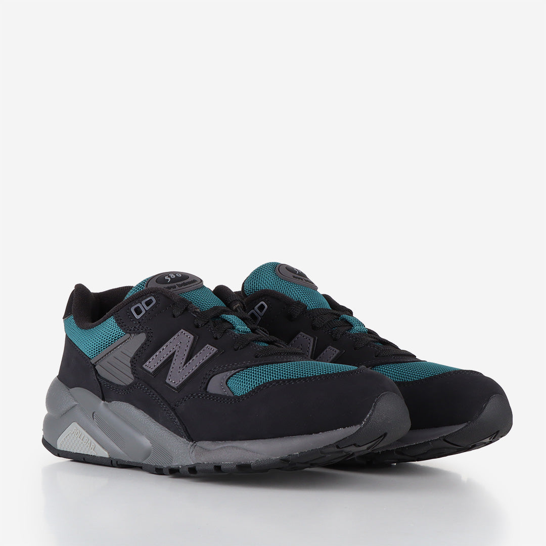 New Balance MT580VE2 Shoes - Black – Urban Industry