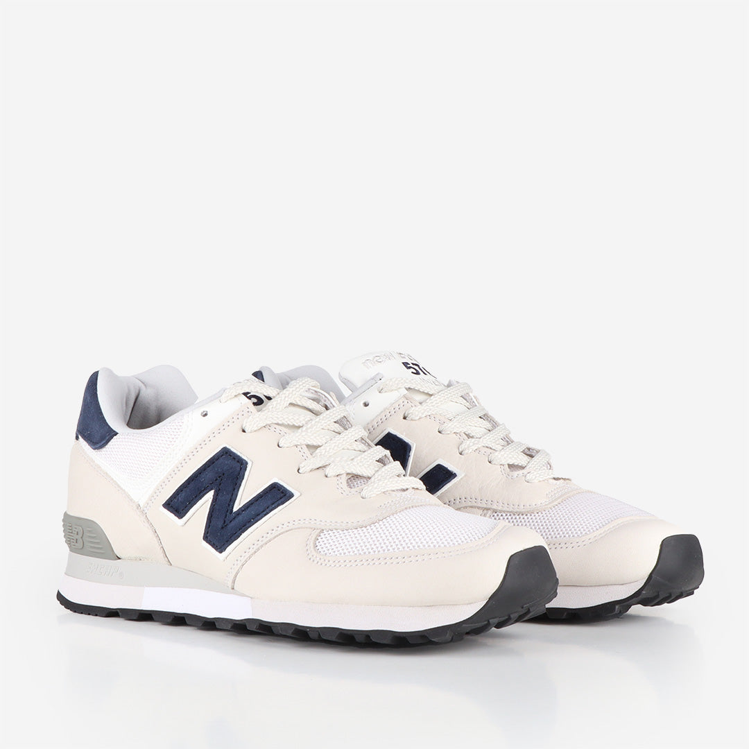 Nb white hot sale sneakers