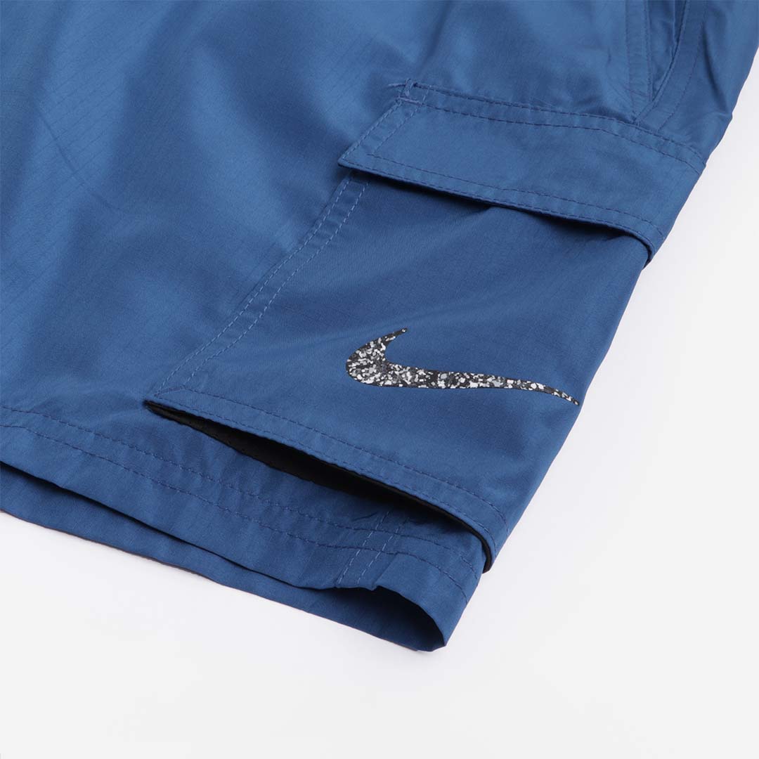 main Nike Swim Voyage 5" Volley Shorts, Court Blue, Detail Shot 2