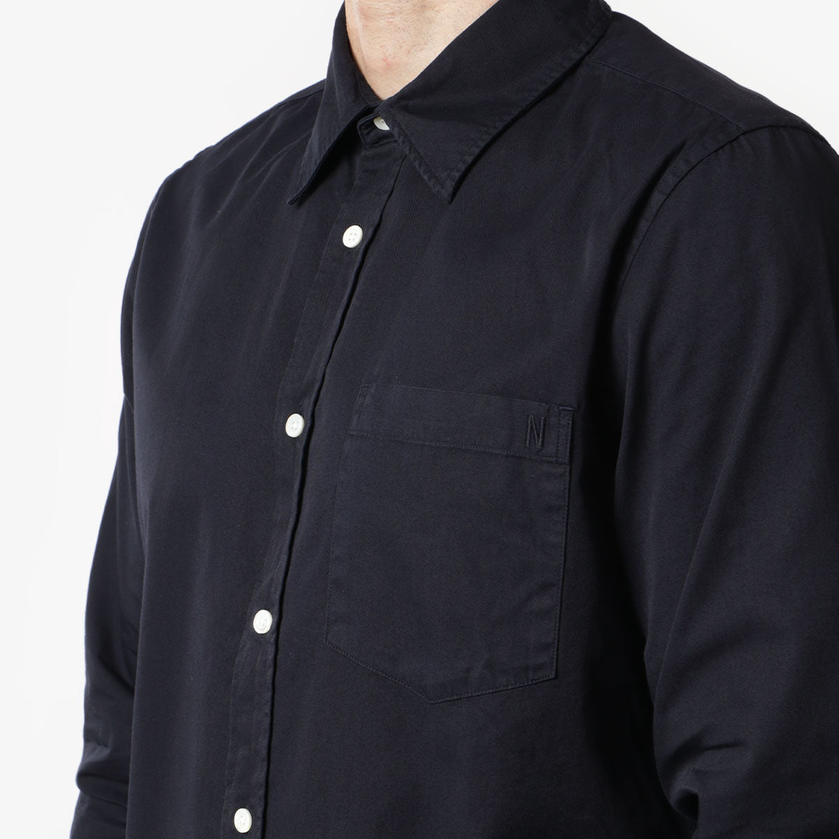 Norse Projects Osvald Twill Shirt, Dark Navy, Detail Shot 2