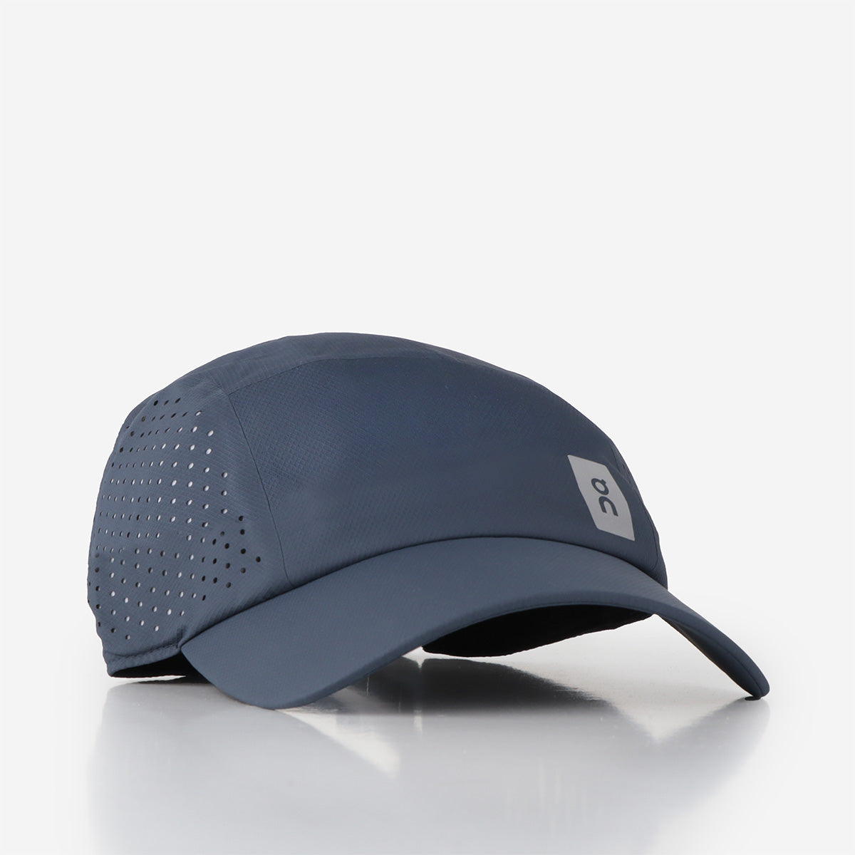 ON Lightweight Cap, Navy, Detail Shot 1