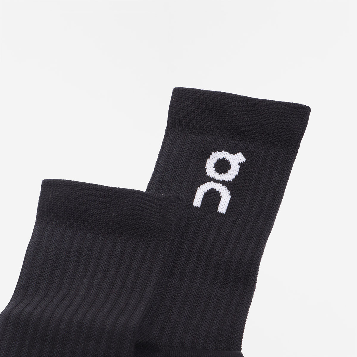 ON Logo Socks 3-Pack, Comet Flame, Detail Shot 4