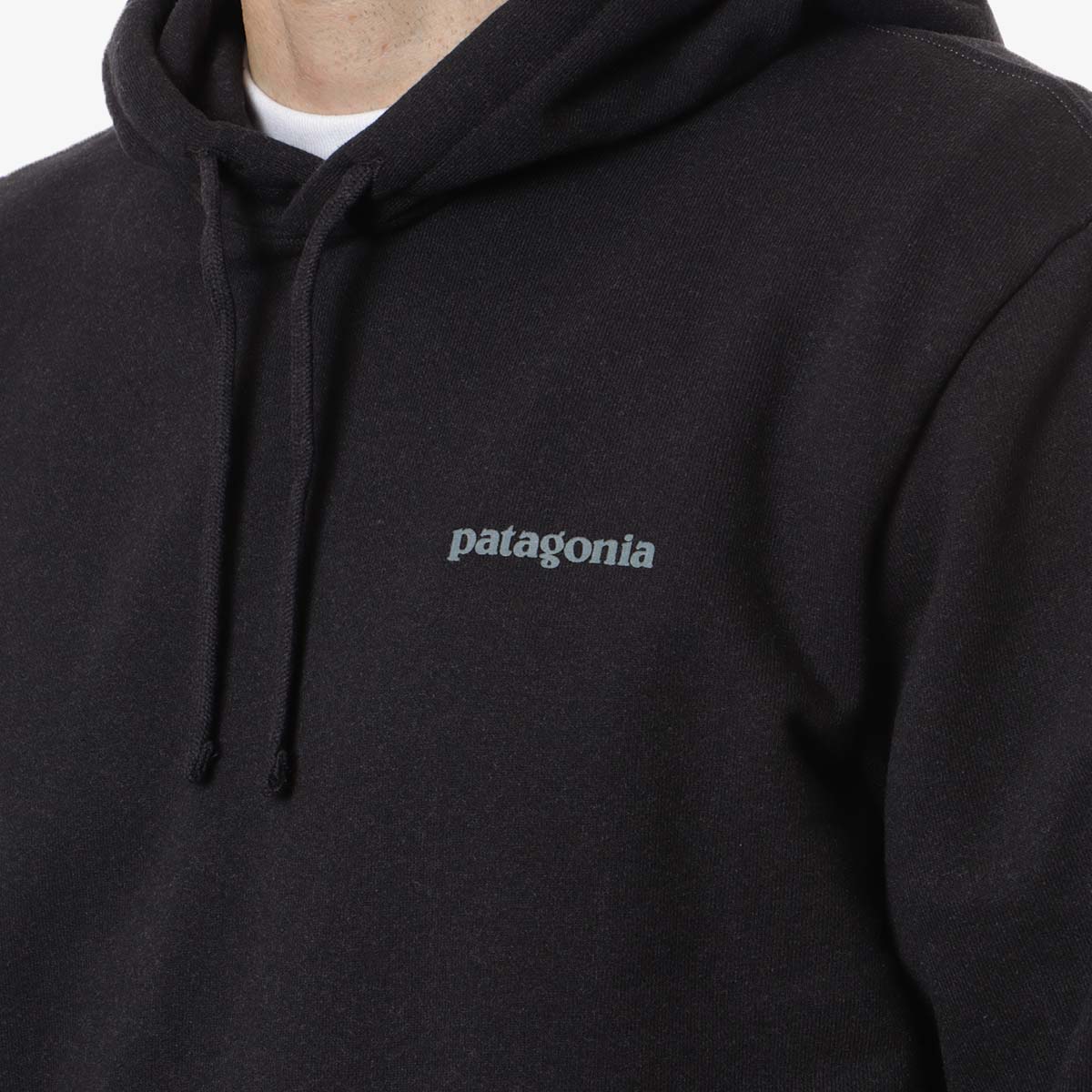 Patagonia Fitz Roy Icon Uprisal Hoodie, Ink Black, Detail Shot 2