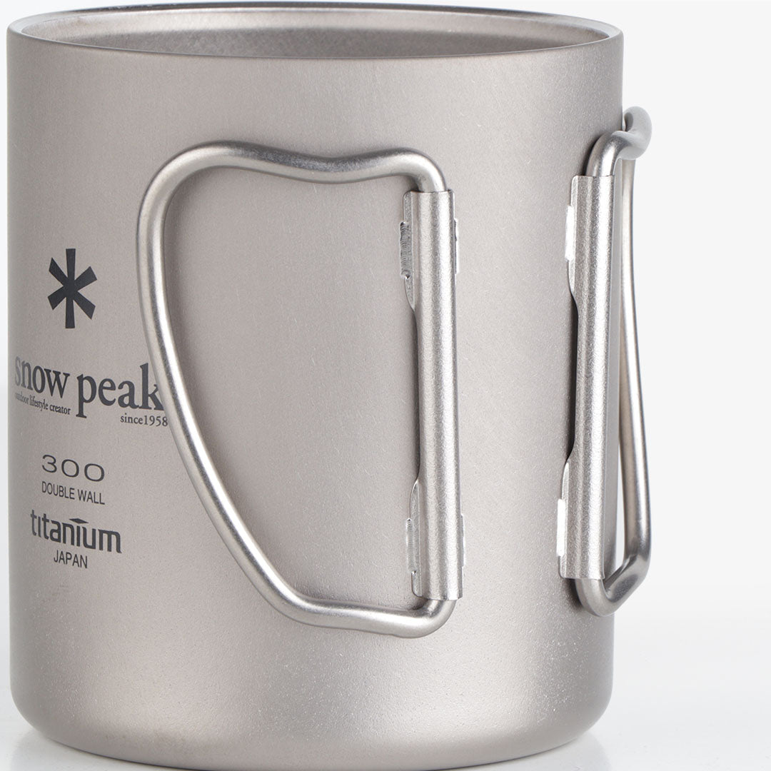 main Snow Peak Titanium Double Wall 300 Mug, Titanium, Detail Shot 4