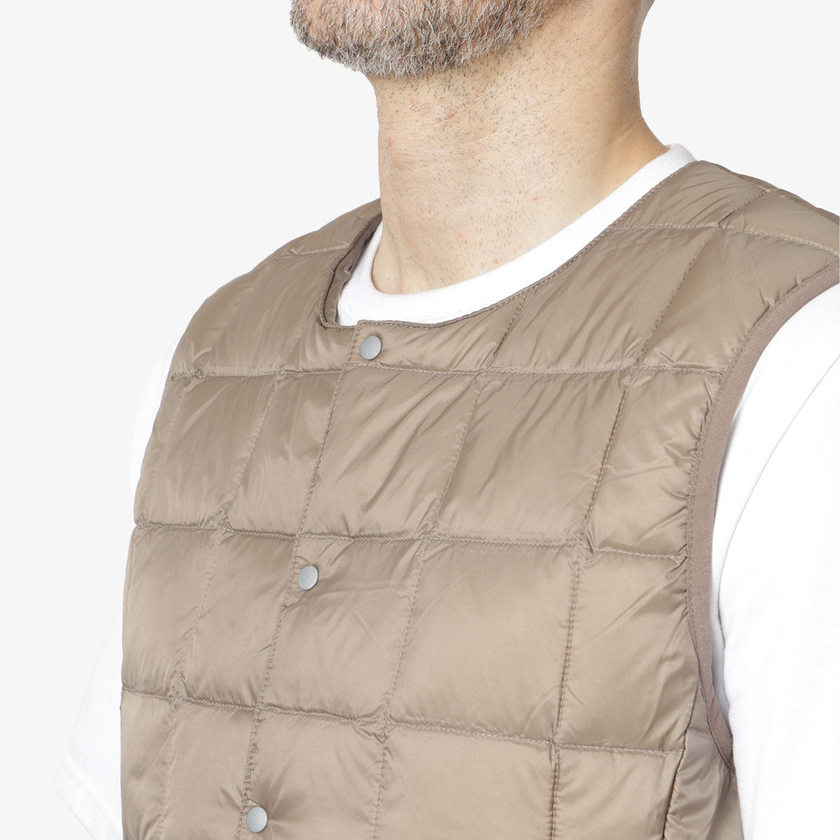 Taion Crew Neck Button Down Vest