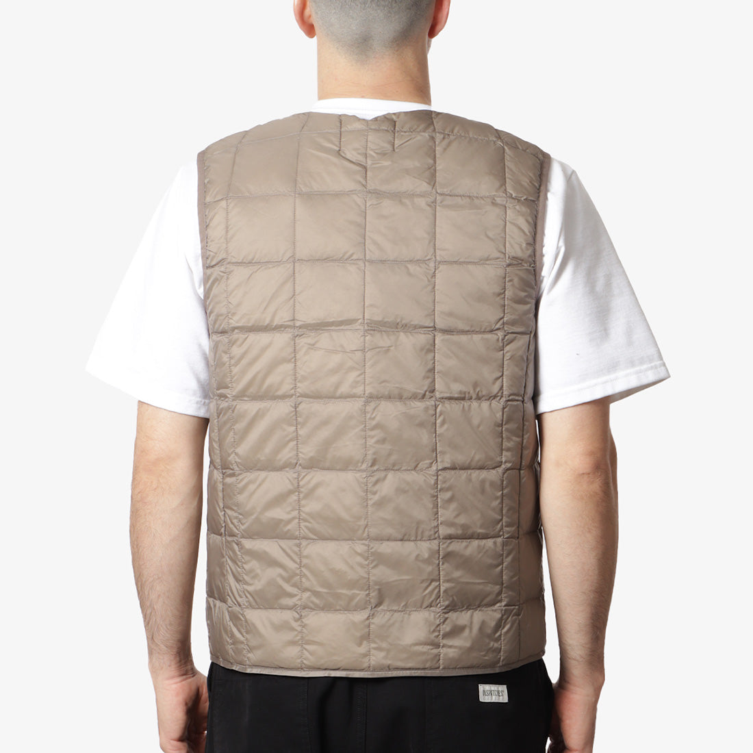 Taion Crew Neck Button Down Vest