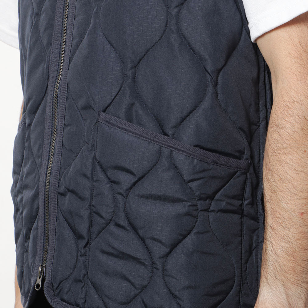 Taion Military Zip V Neck Down Vest, Dark Navy, Detail Shot 2