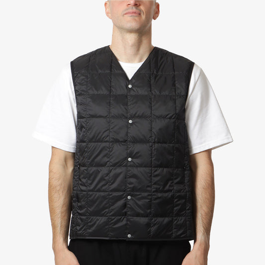 Taion V-Neck Down Vest, Black, Detail Shot 1