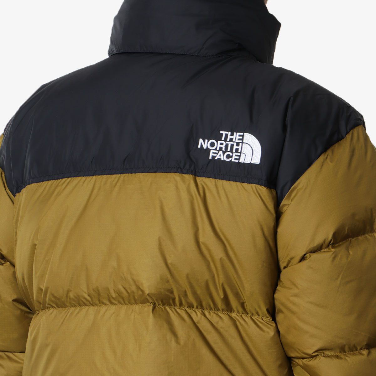 The North Face 1996 Retro Nuptse Jacket, Moss Green TNF Black, Detail Shot 4