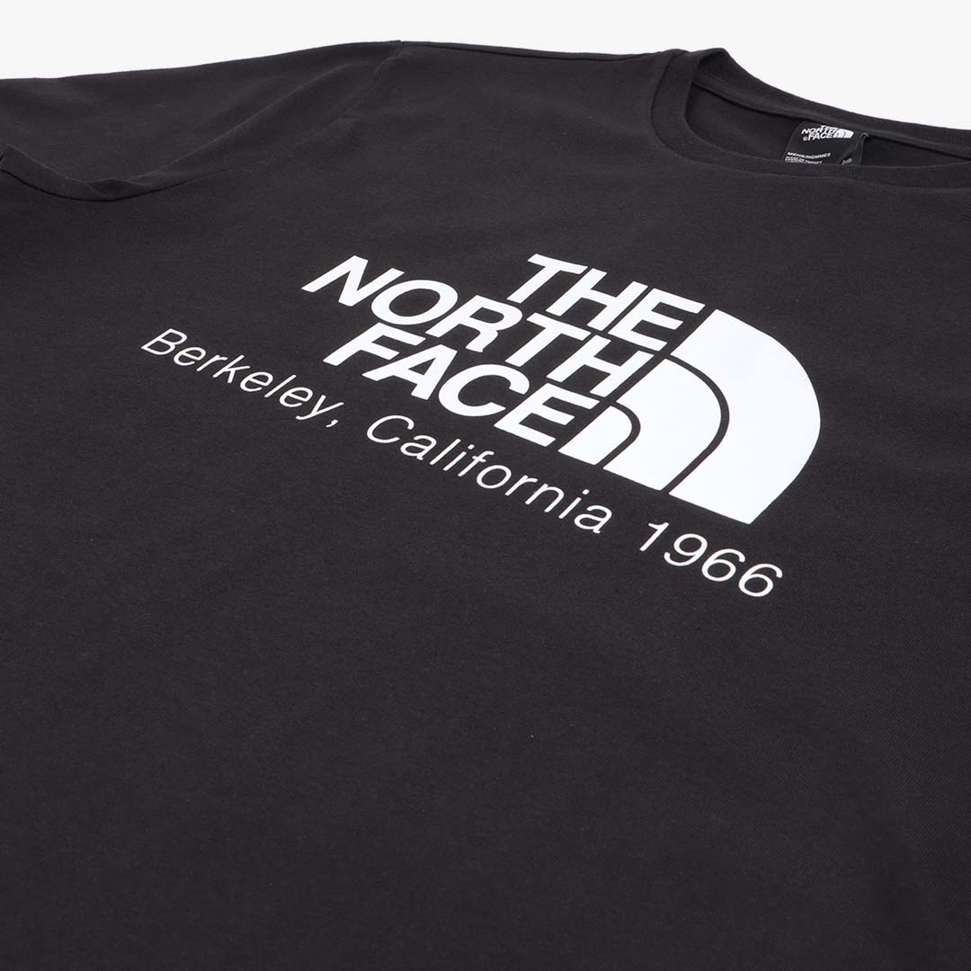 main The North Face Berkeley California T-Shirt, TNF Black, Detail Shot 4