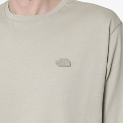 thumbnail The North Face Natural Dye T-Shirt, Clay Grey Natural Dye, Detail Shot 3