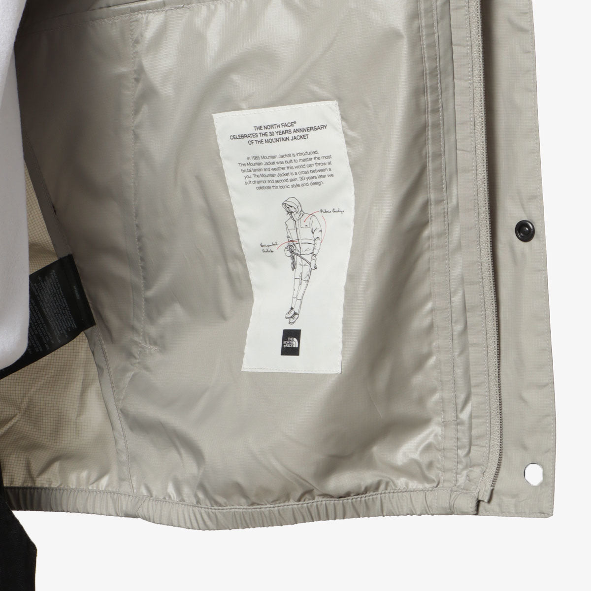 The North Face Seasonal Mountain Jacket, Clay Grey, Detail Shot 7