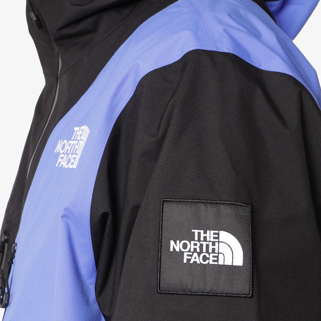 main The North Face x Yinka Ilori 2L Rainshell Jacket, TNF Black Solar Blue, Detail Shot 5