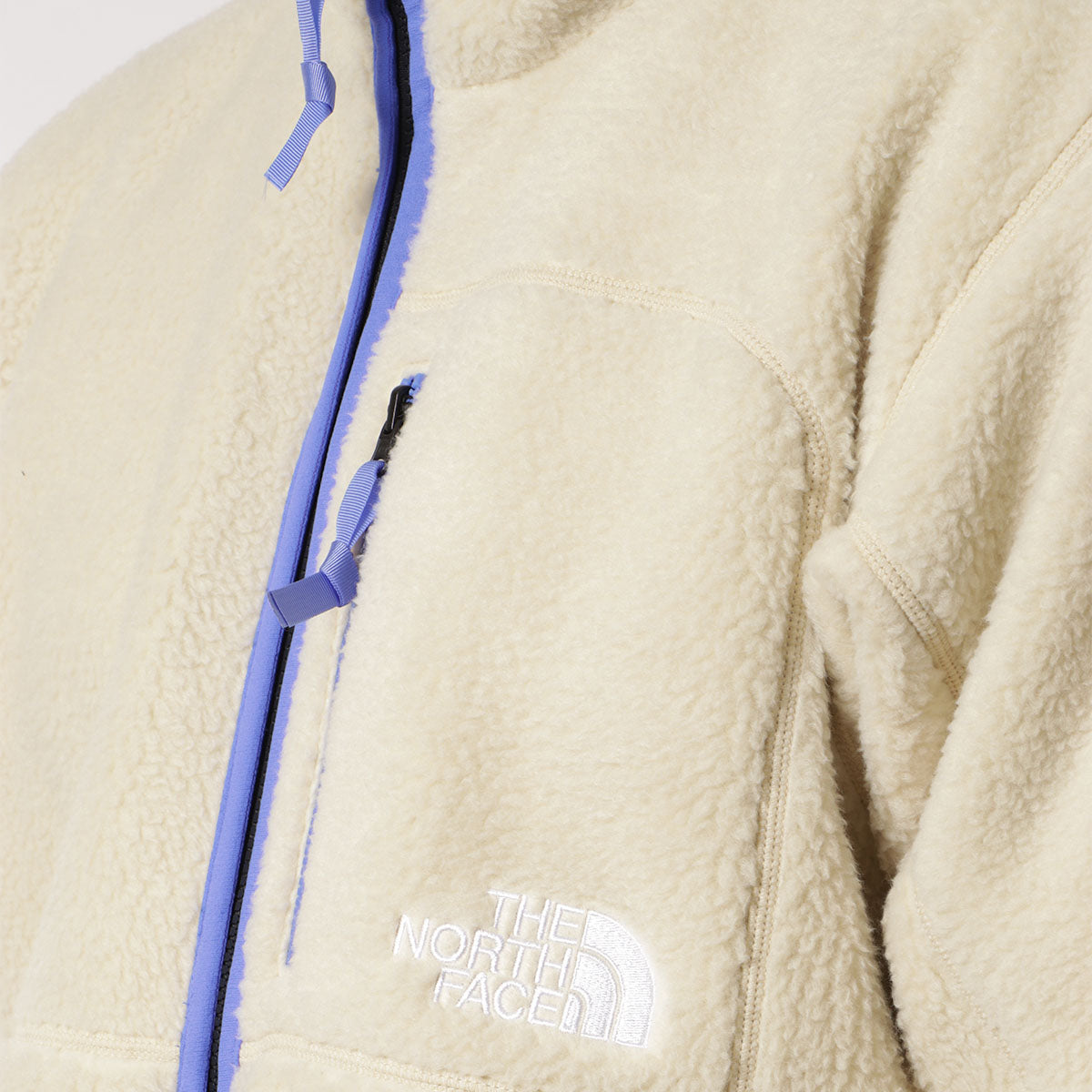 The North Face x Yinka Ilori Reversible Fleece Jacket, Gravel TNF Black, Detail Shot 2