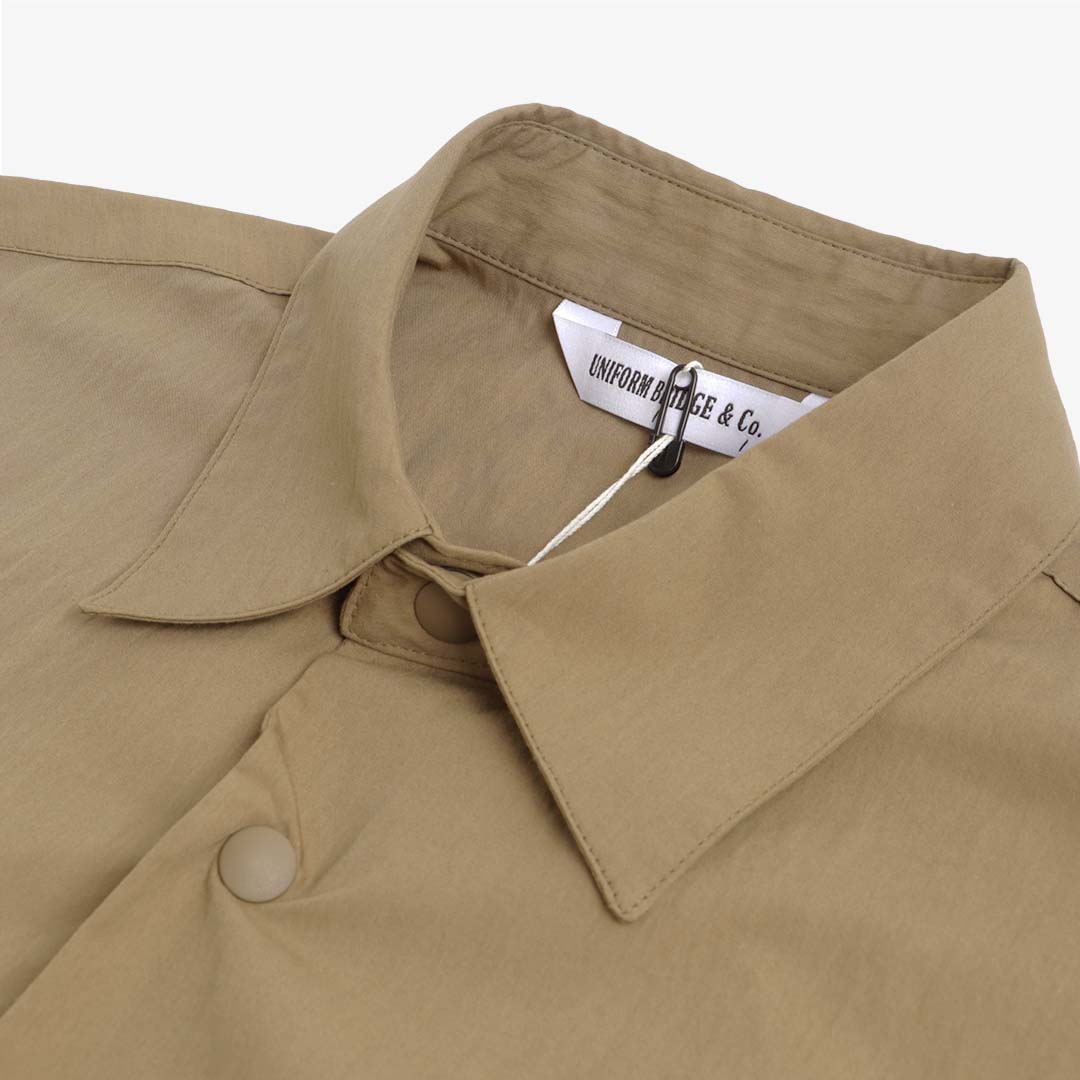 main Uniform Bridge Two Pocket Shirt, Khaki, Detail Shot 4