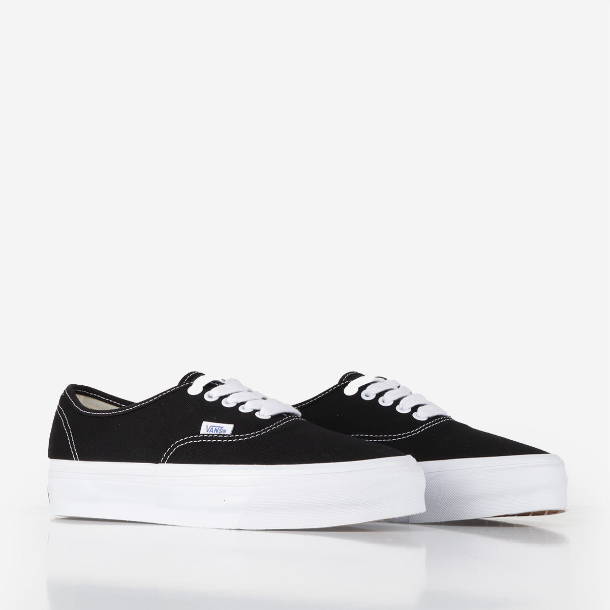 main Vans Premium Authentic Reissue 44 Shoes, LX Black White, Detail Shot 2