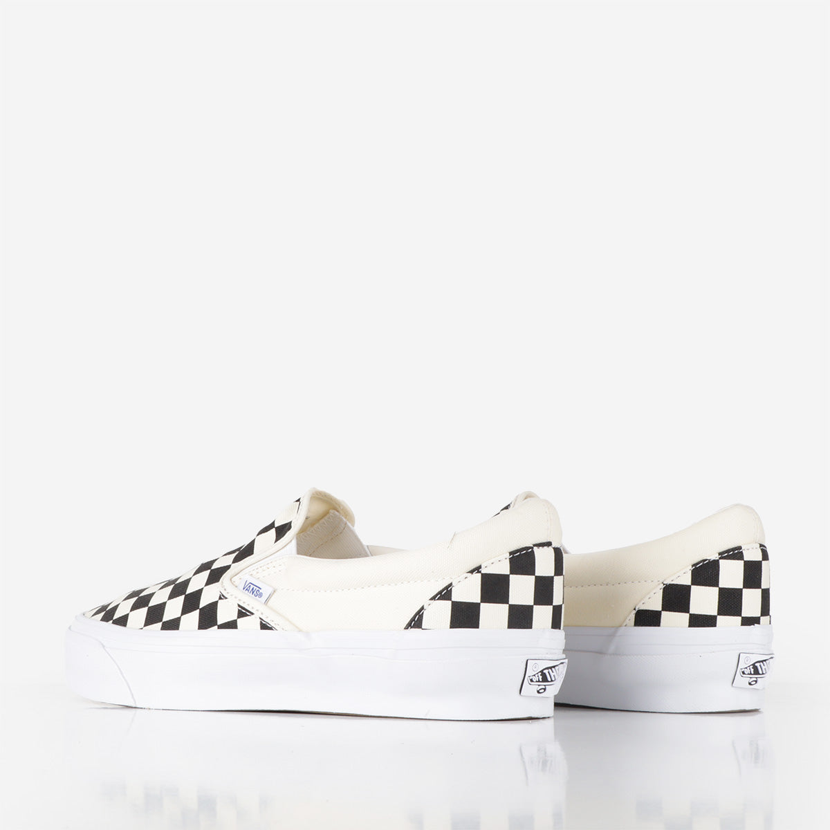 Black and white checkered vans shoes best sale