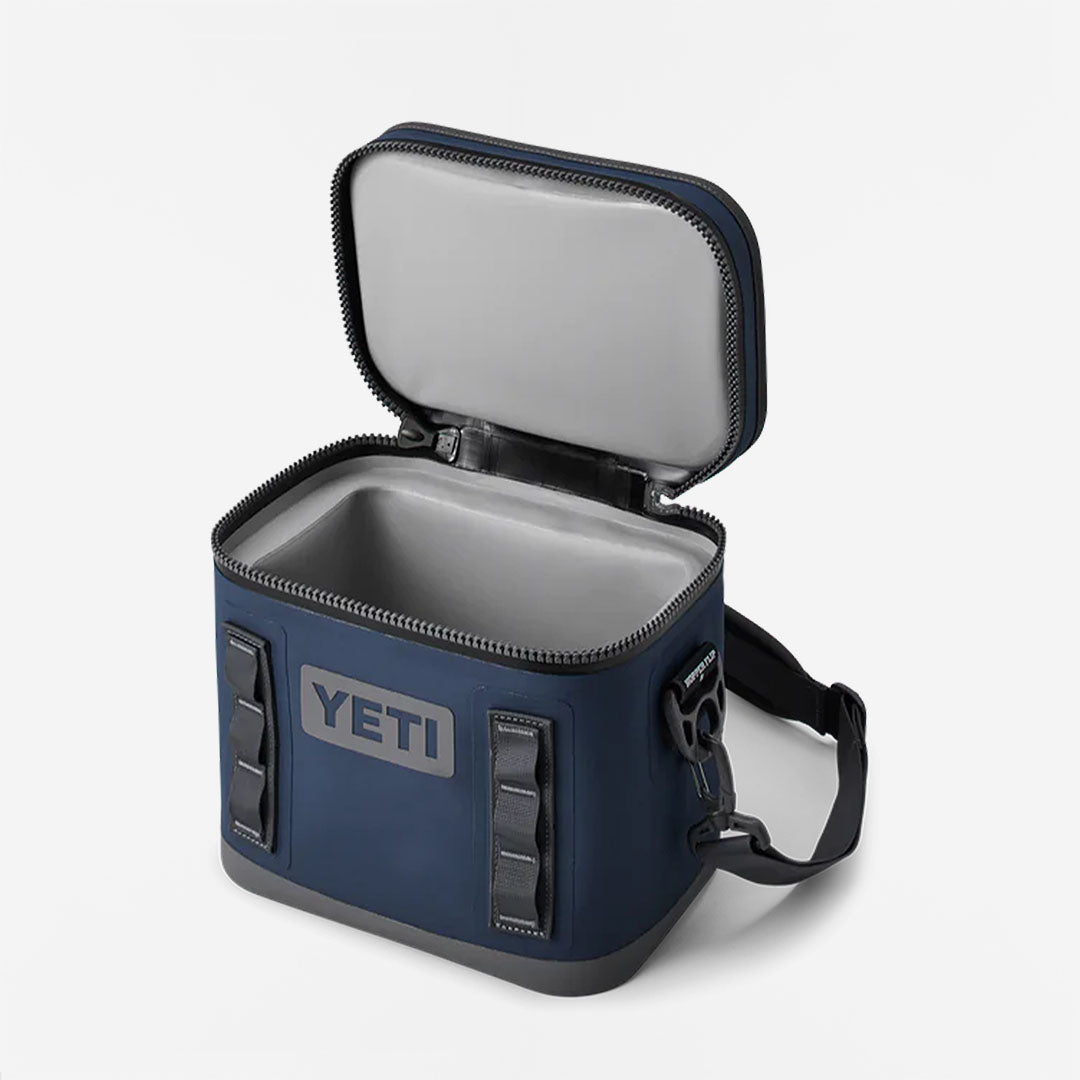 main YETI Hopper Flip 8 Soft Cooler, Navy, Detail Shot 3